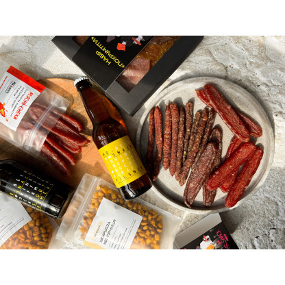 Закуски для перегляду футболу...